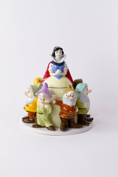 NEW offers Disney Princess Snow White 13” Ceramic Cookie Jar